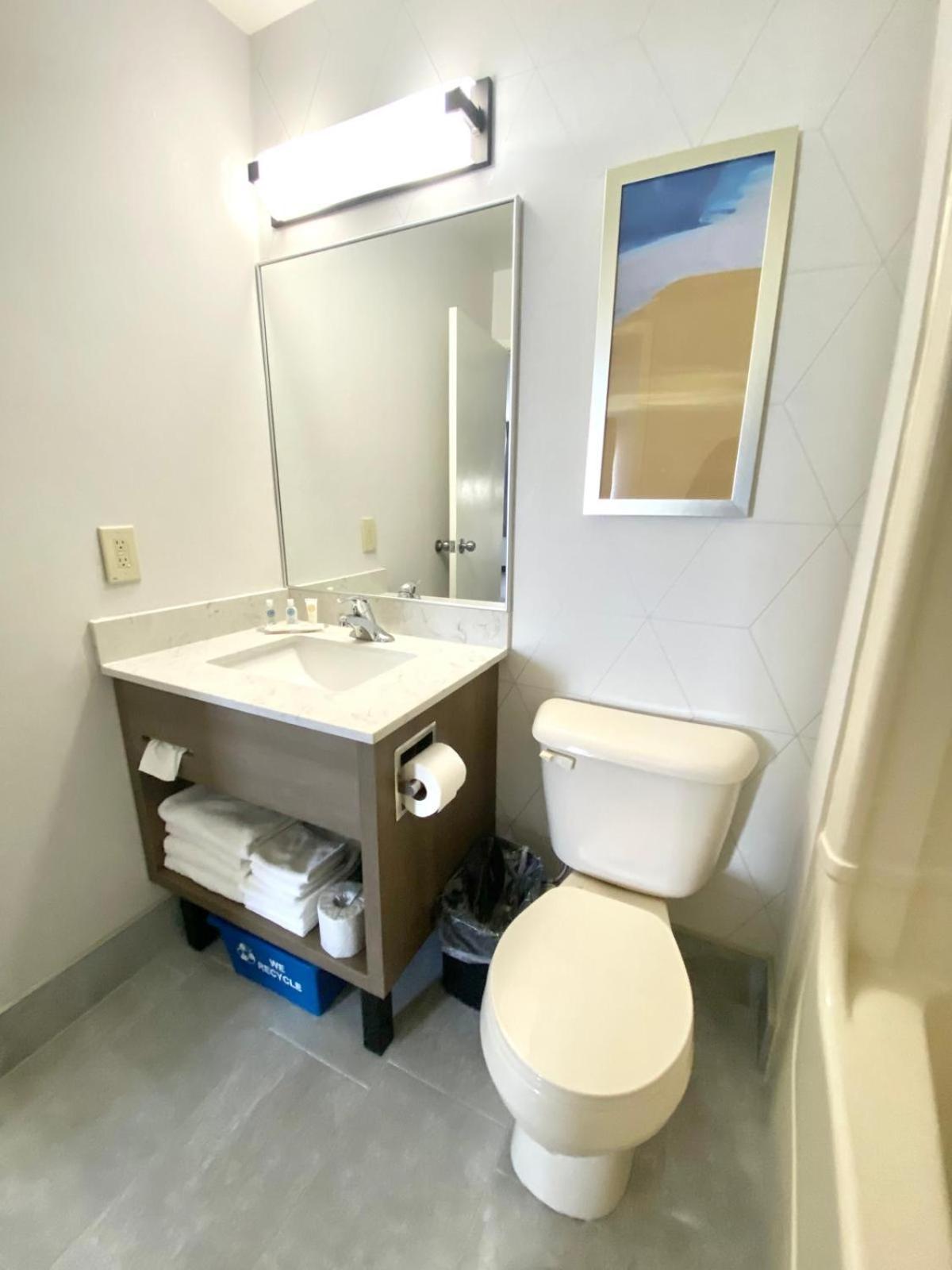 Comfort Inn Saint Catharines Екстер'єр фото