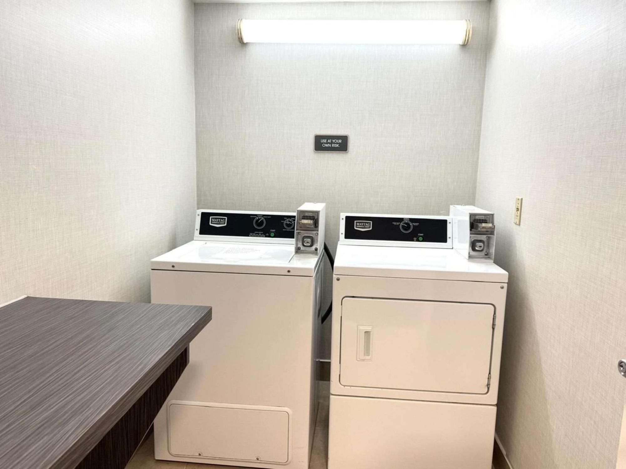 Comfort Inn Saint Catharines Екстер'єр фото
